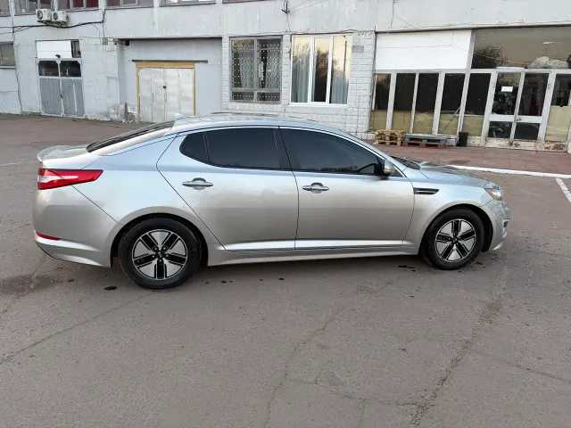Kia Optima - фото 4