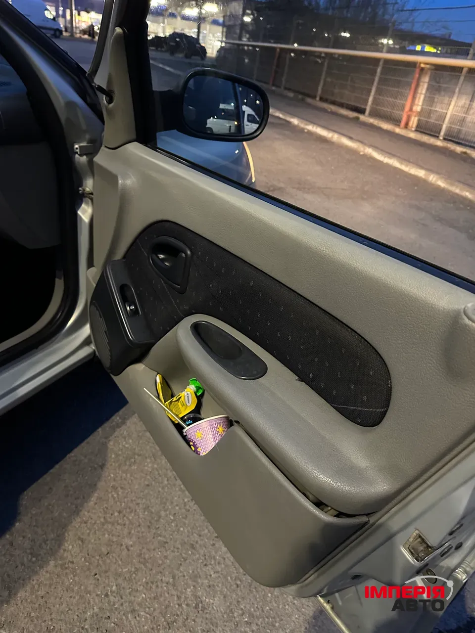 Renault Clio - фото 24