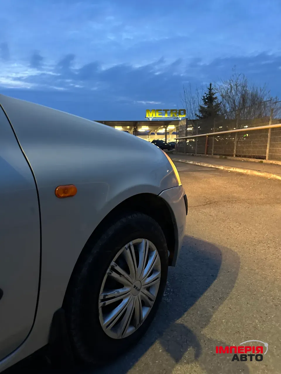 Renault Clio - фото 18