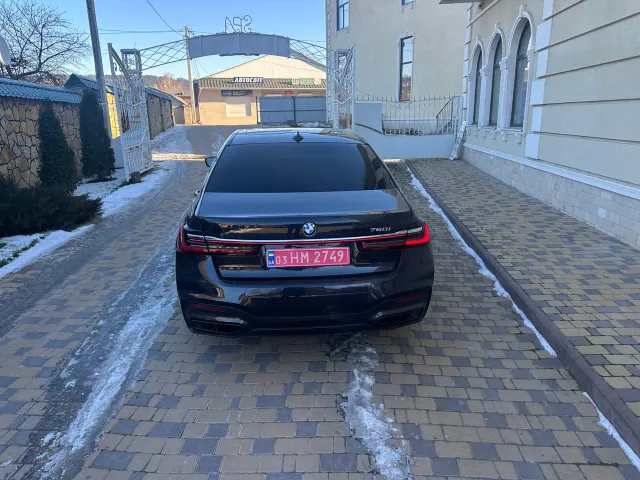 BMW 7 серії - фото 5