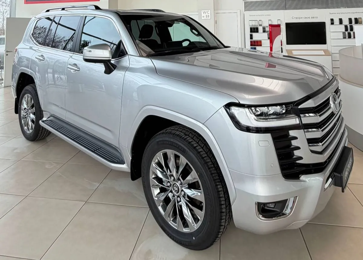 Toyota Land Cruiser - фото 7