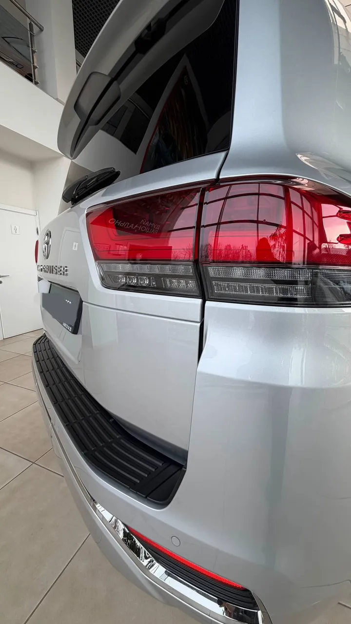 Toyota Land Cruiser - фото 6