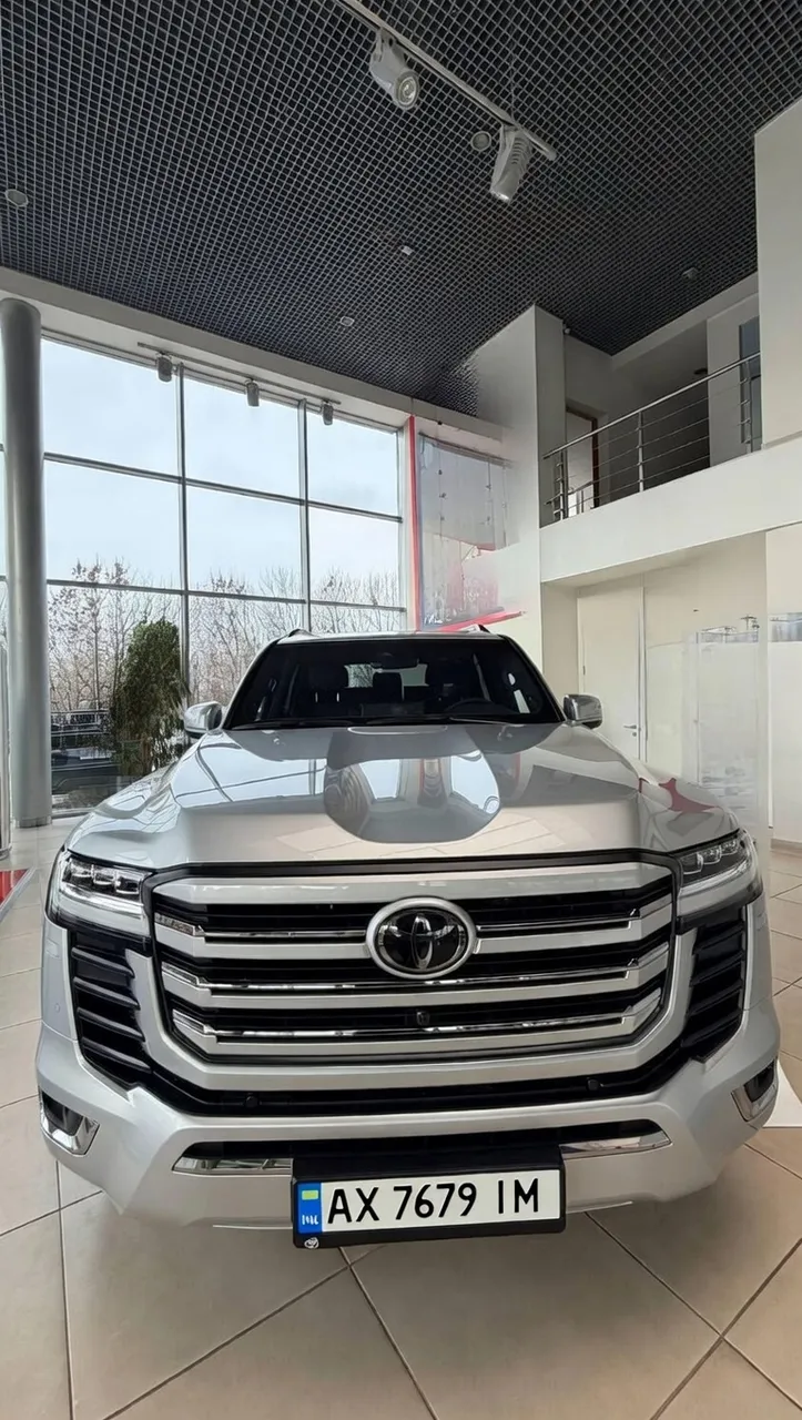Toyota Land Cruiser - фото 3