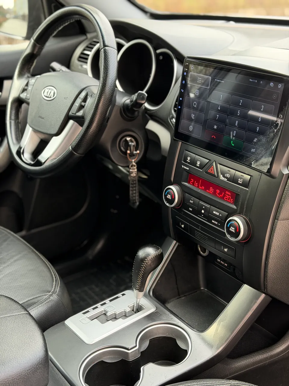 Kia Sorento - фото 26