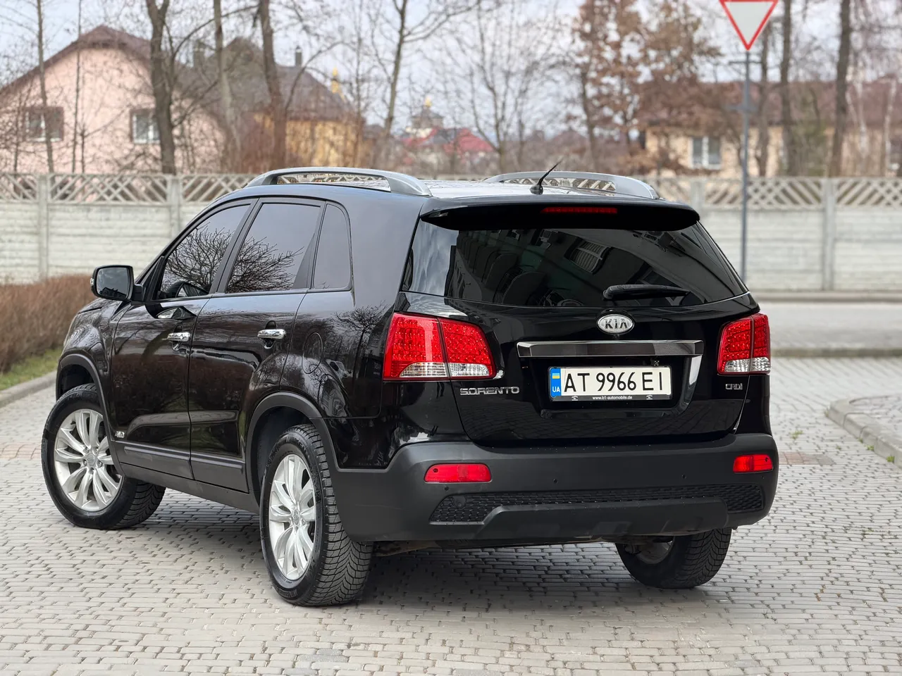 Kia Sorento - фото 9