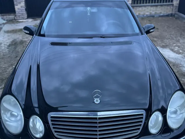 Mercedes-Benz E-Класс - фото 3