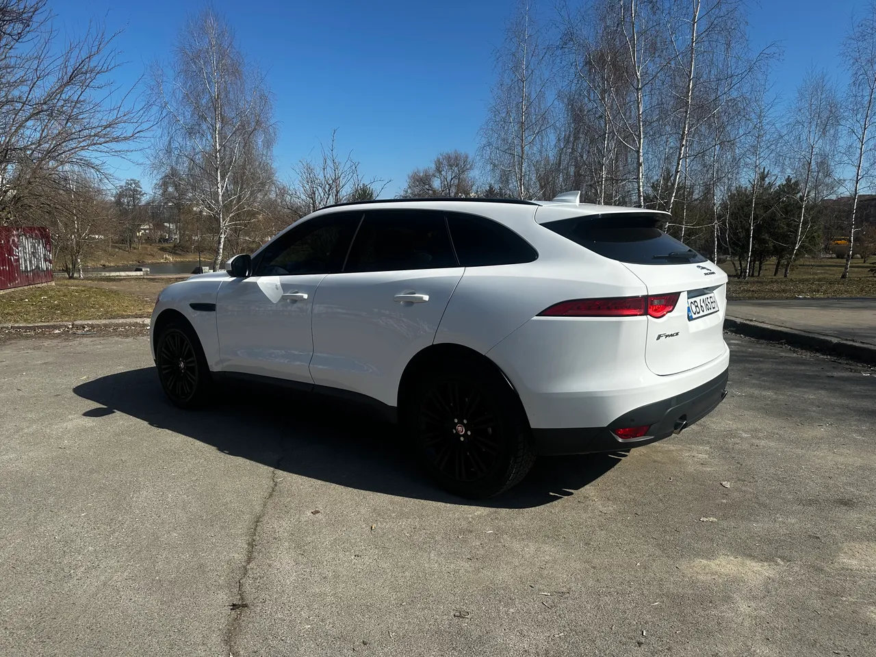 Jaguar F-Pace - фото 6