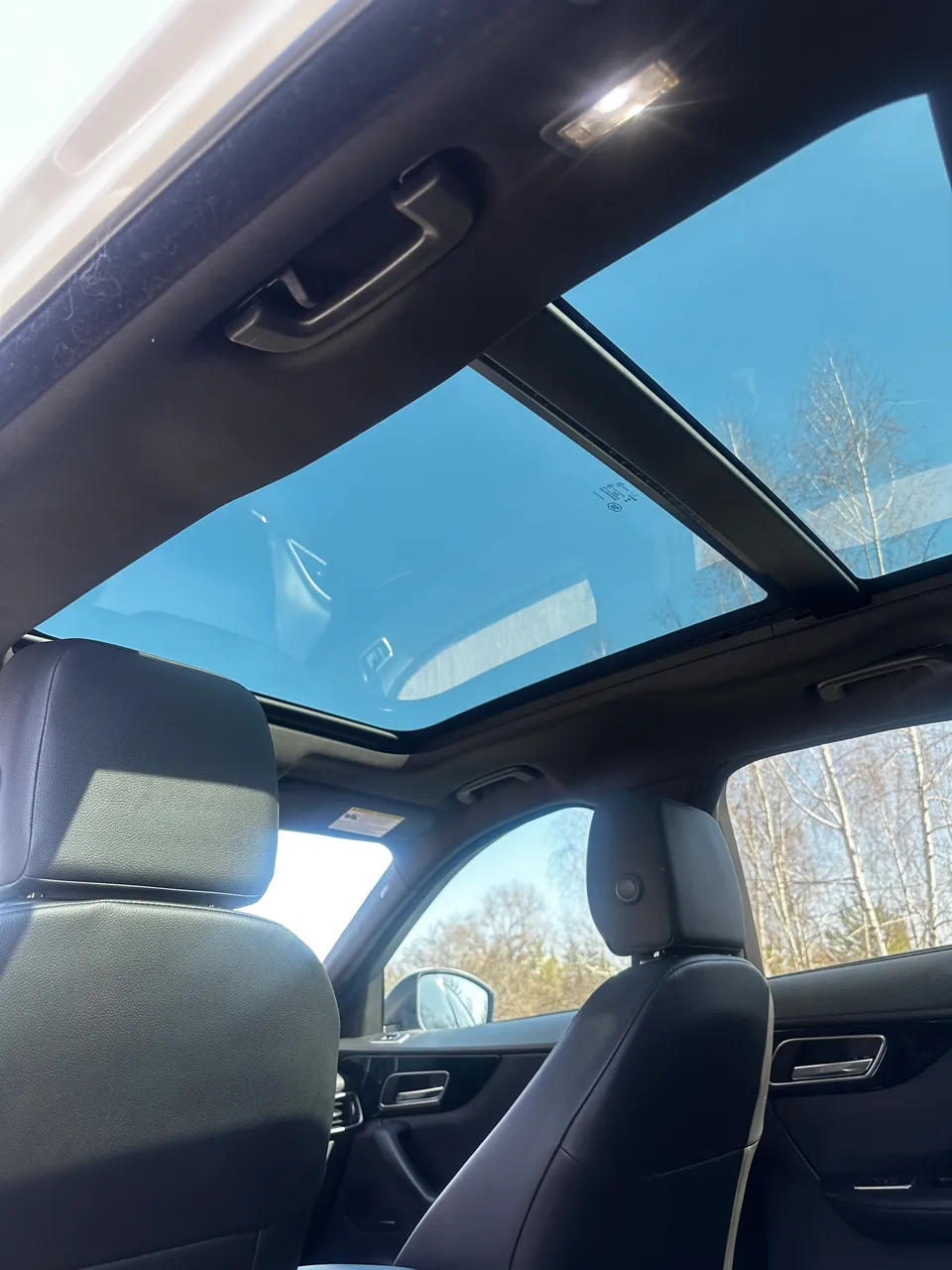 Jaguar F-Pace - фото 5