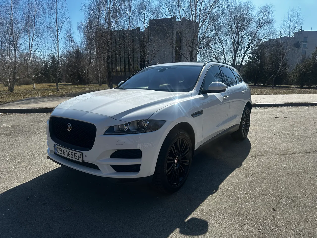 Jaguar F-Pace - фото 9