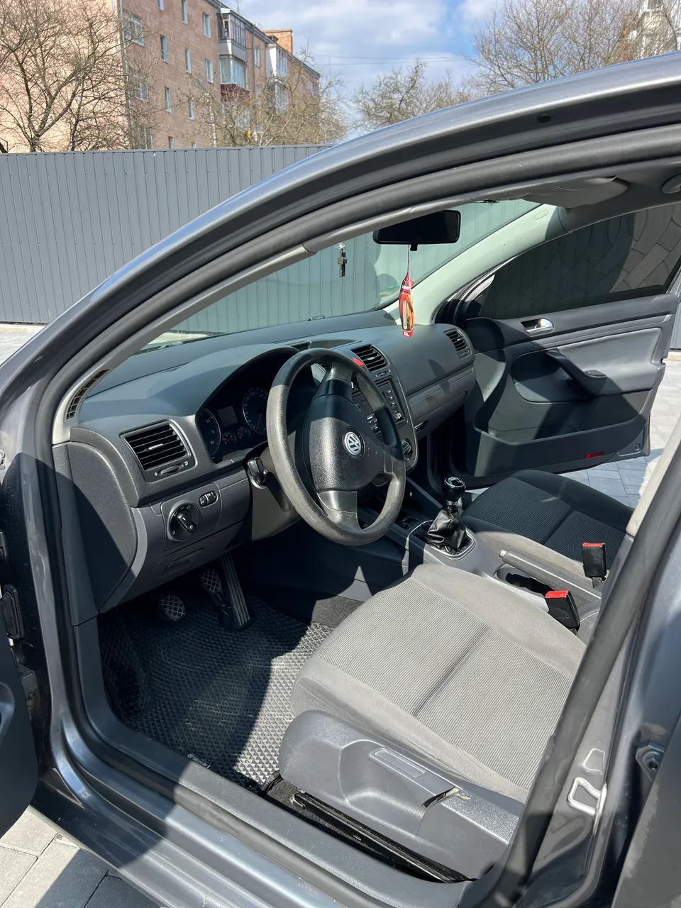 Volkswagen Golf - фото 5