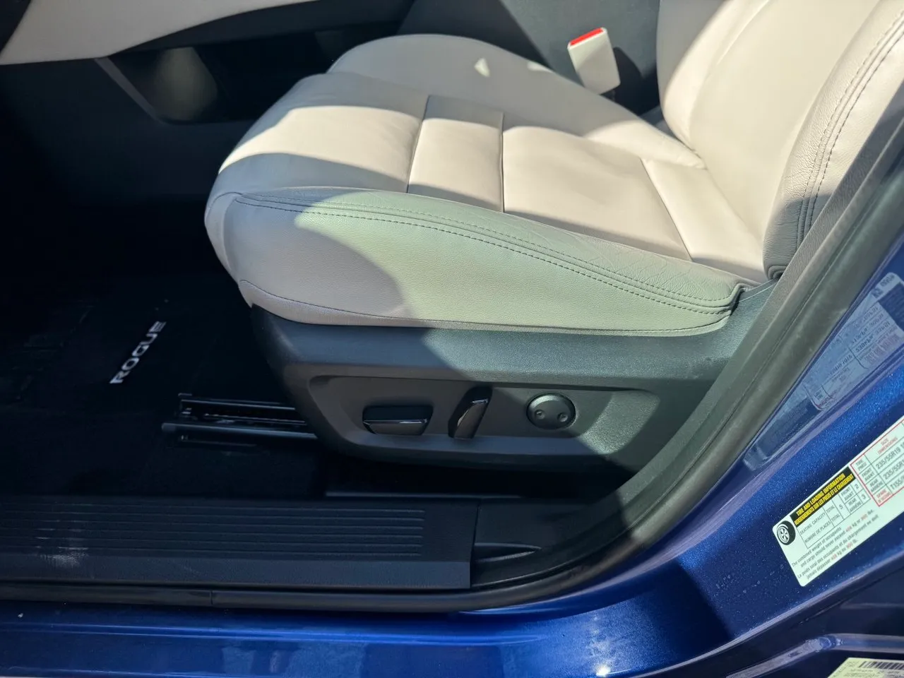 Nissan Rogue - фото 19