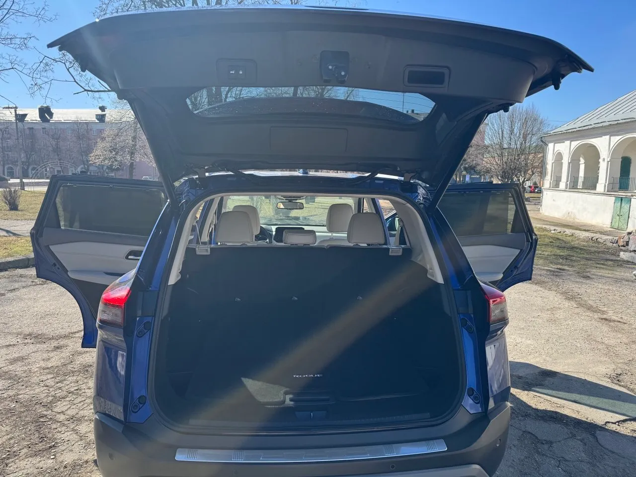 Nissan Rogue - фото 8