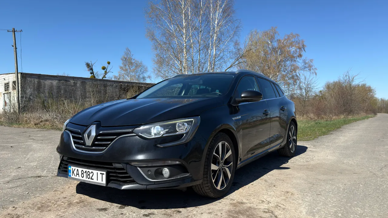 Renault Megane - фото 2