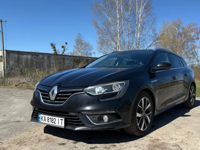 Renault Megane - фото 2
