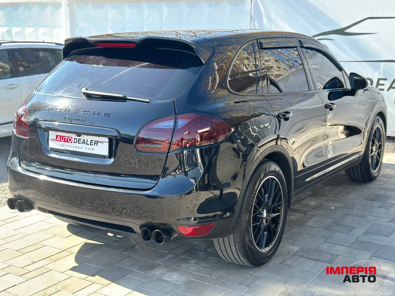 Porsche Cayenne - фото 12