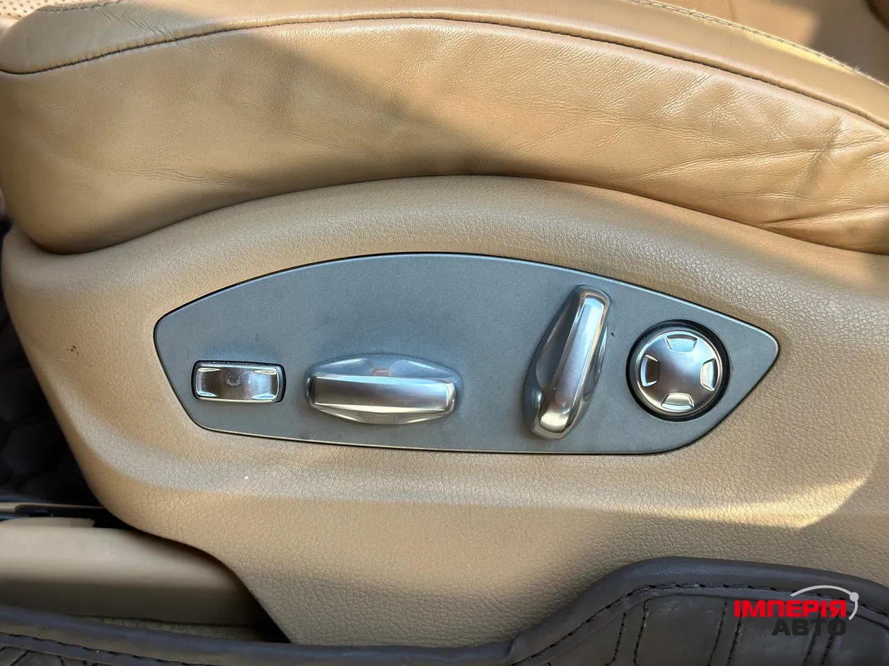 Porsche Cayenne - фото 20