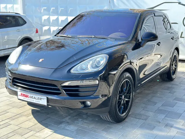 Porsche Cayenne - фото 3