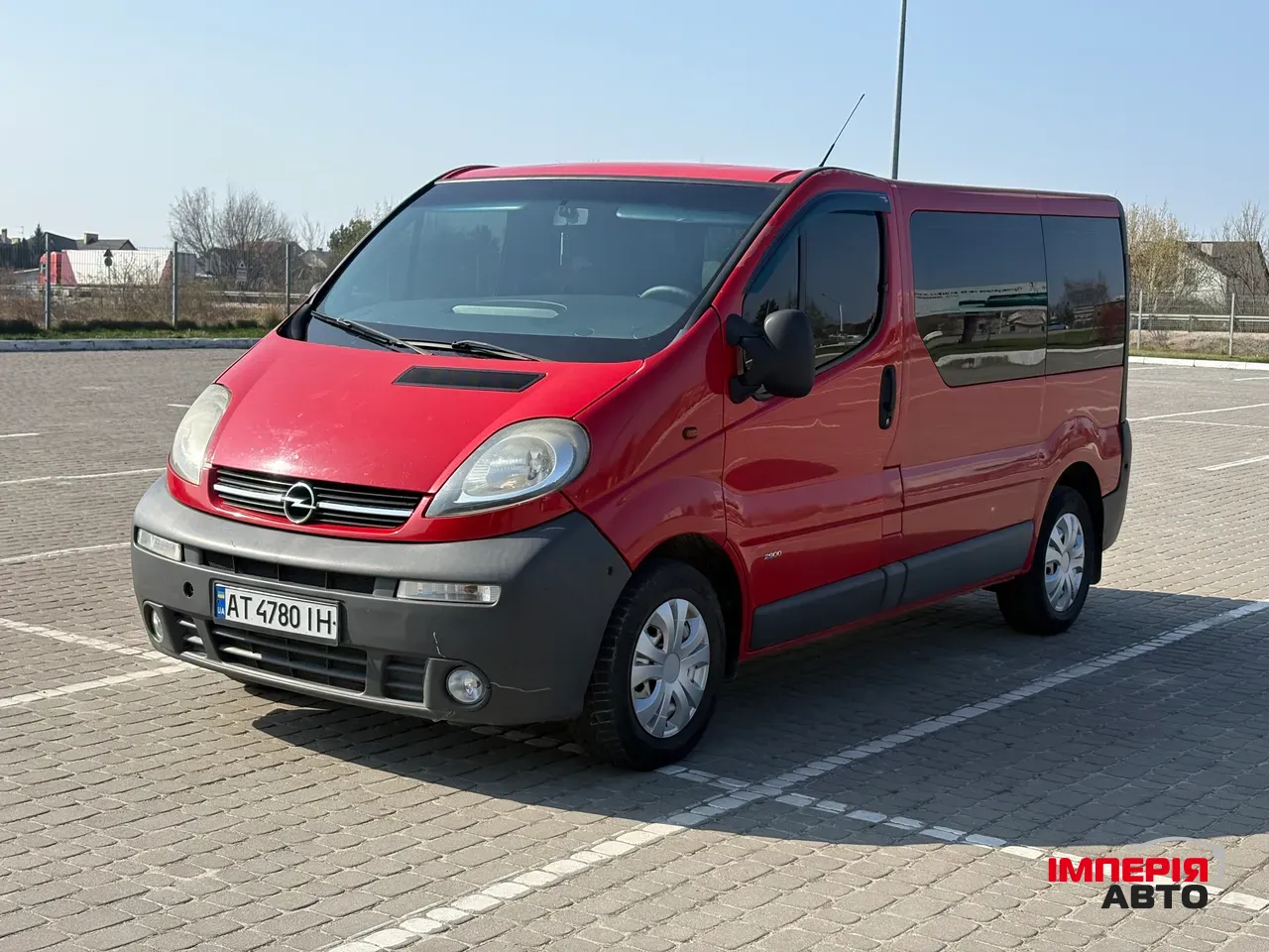 Opel Vivaro - фото 4