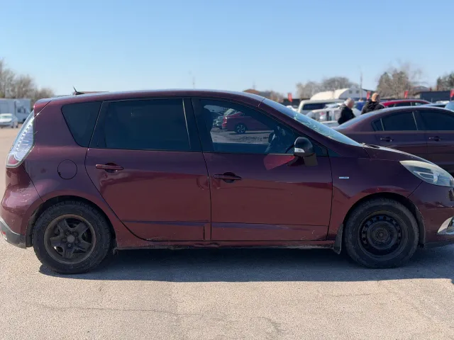 Renault Megane - фото 5