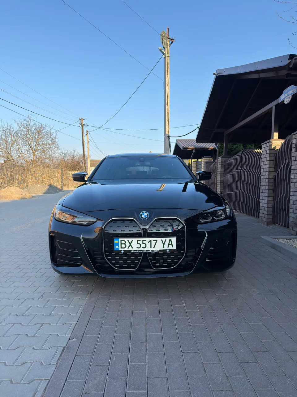 BMW i4 - фото 4