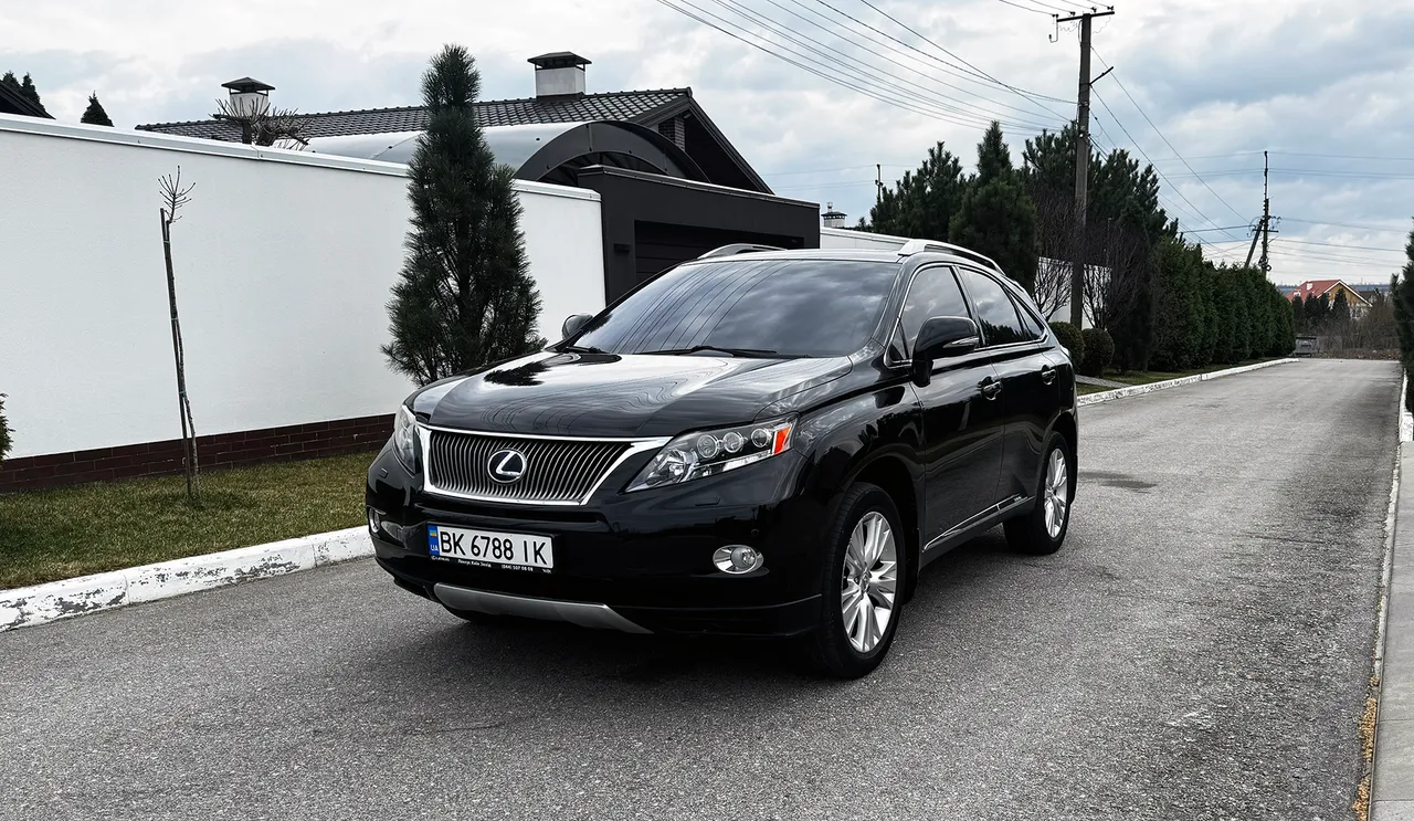 Lexus RX - фото 3