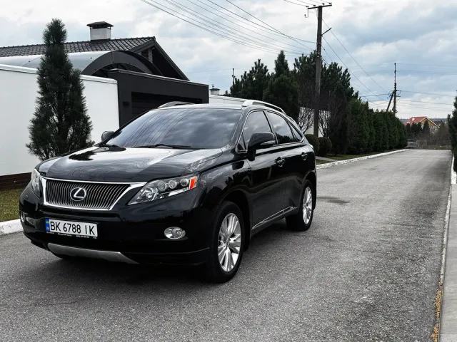 Lexus RX - фото 3