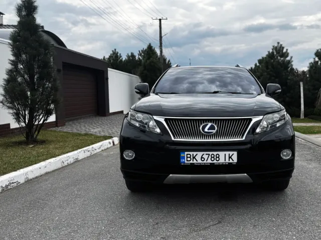 Lexus RX - фото 2