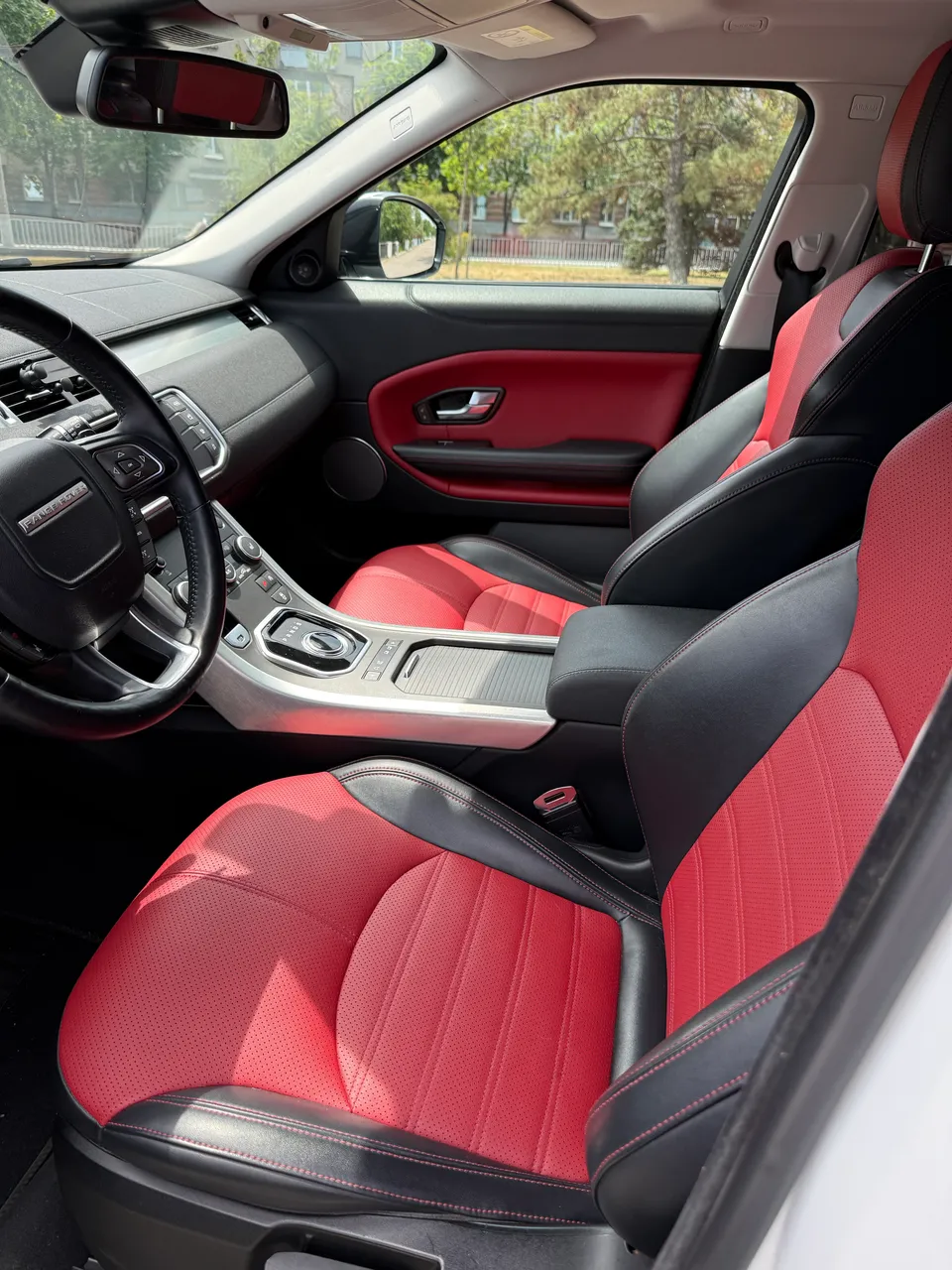 Land Rover Range Rover Evoque - фото 8