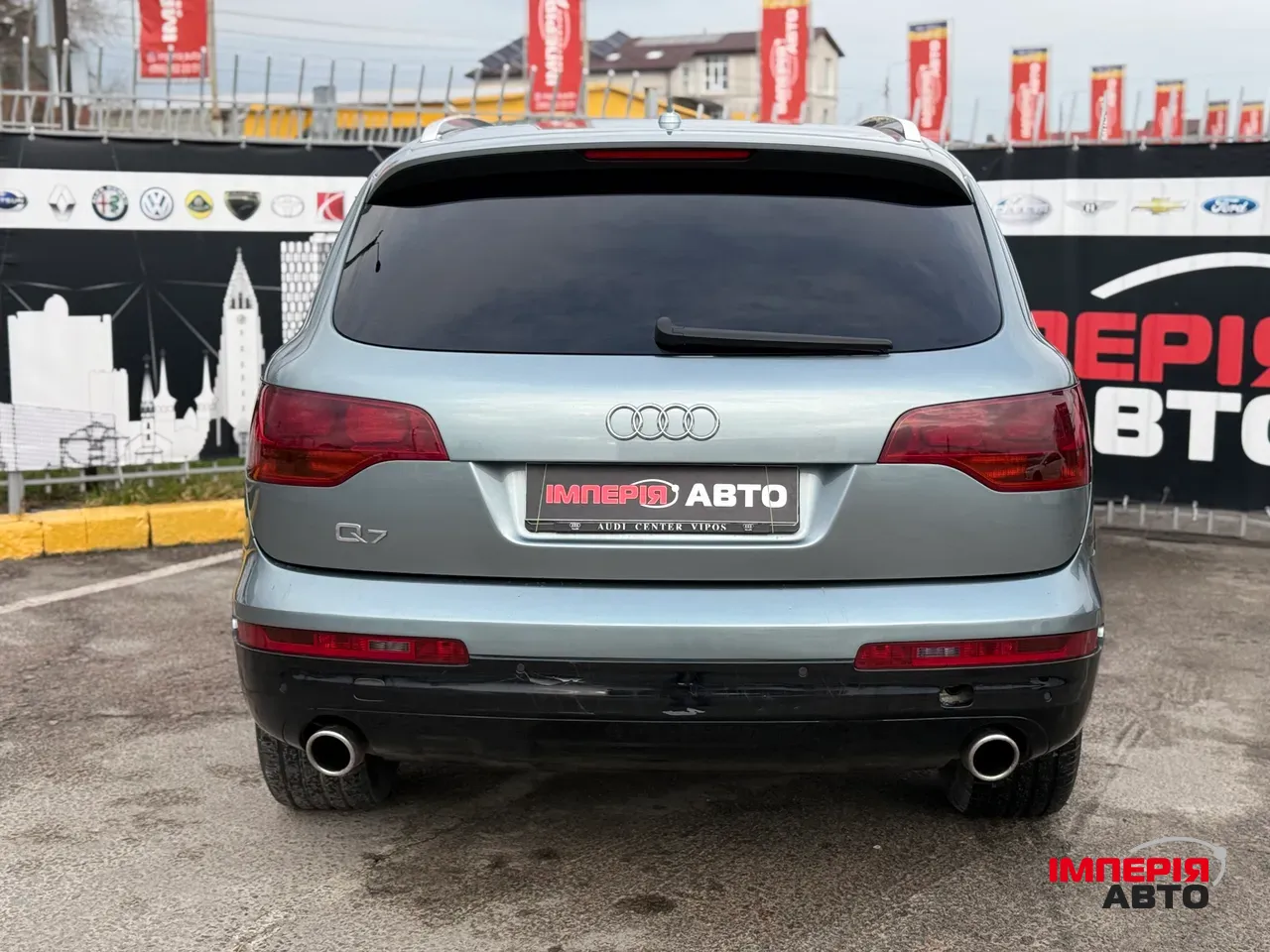 Audi Q7 - фото 5