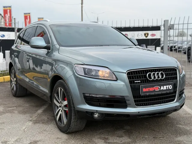 Audi Q7 - фото 3