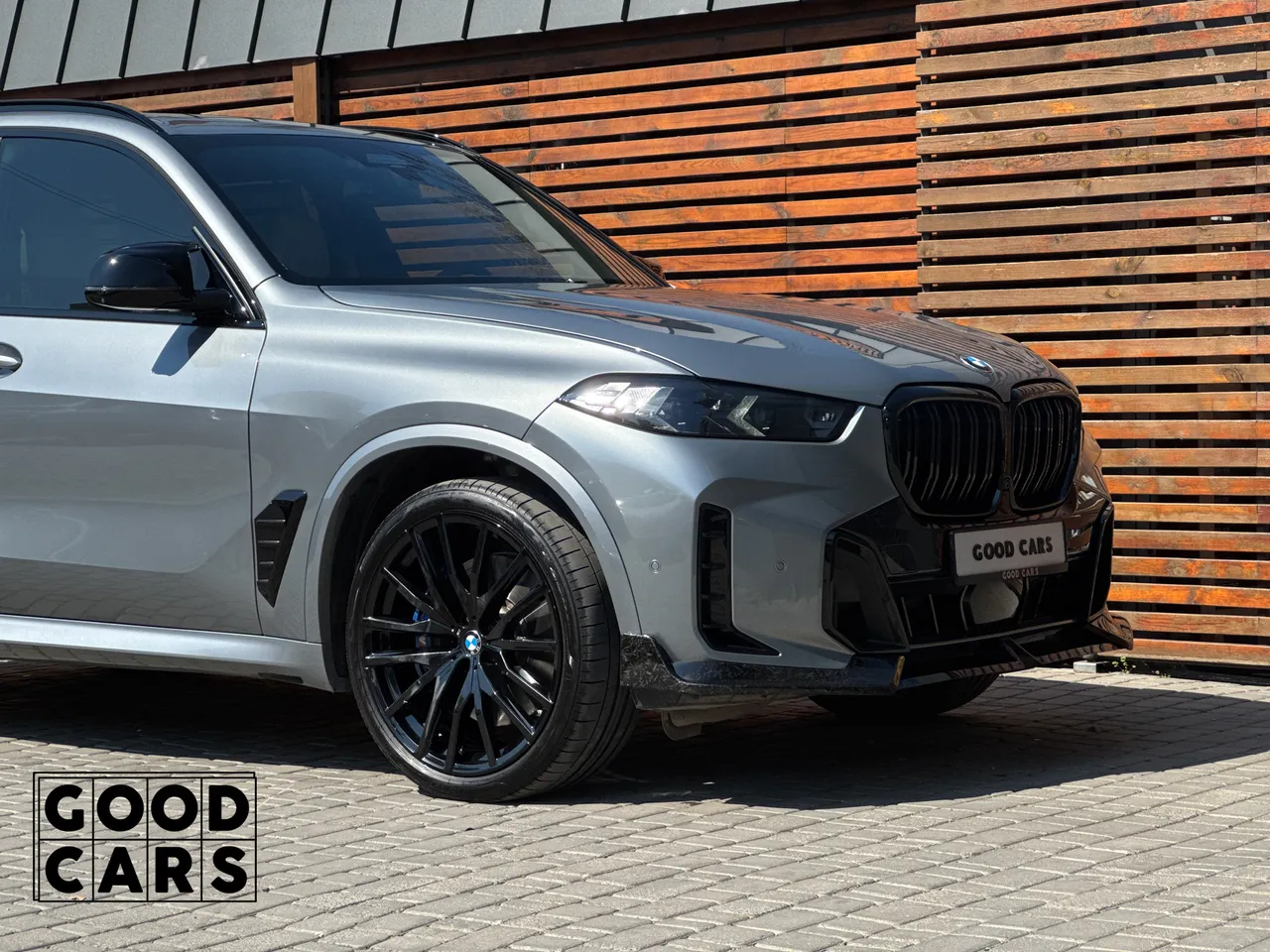 BMW X5 - фото 12