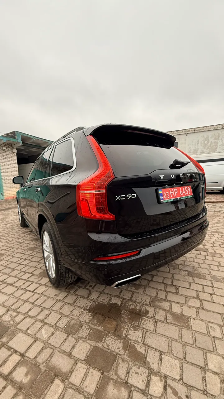 Volvo XC90 - фото 7