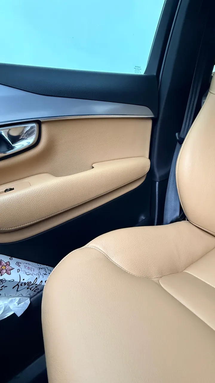 Volvo XC90 - фото 27
