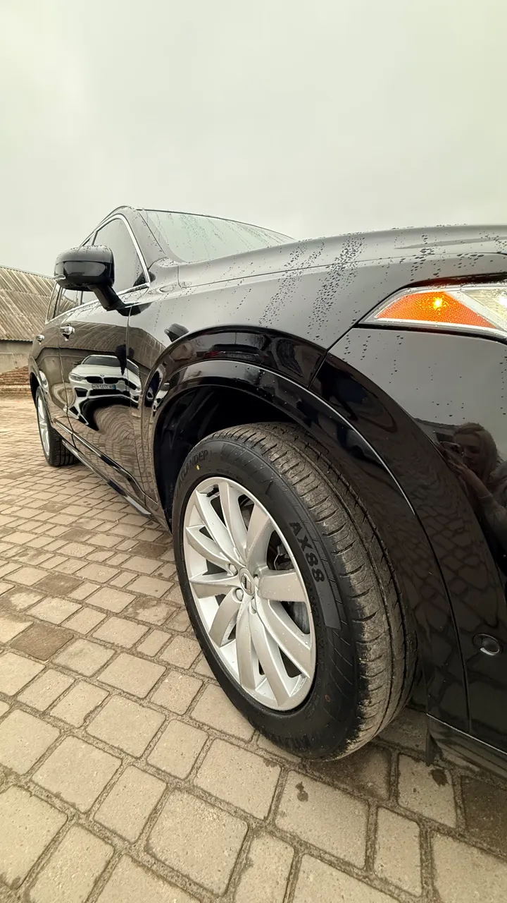 Volvo XC90 - фото 3