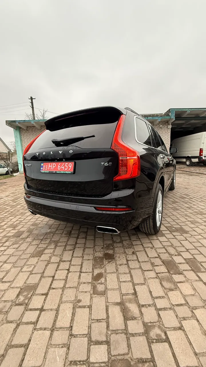 Volvo XC90 - фото 11