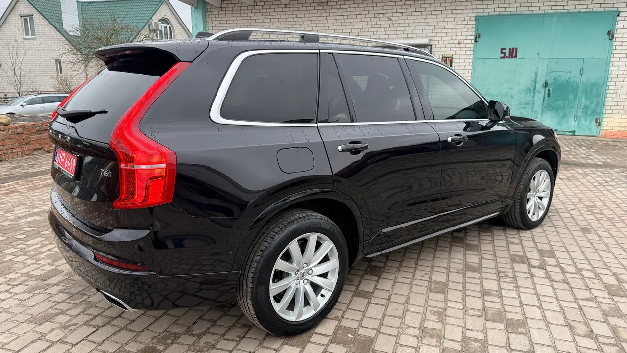 Volvo XC90 - фото 10