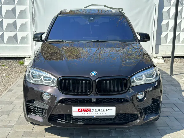 BMW X5 - фото 2