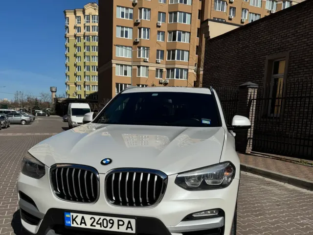 BMW X3 - фото 2