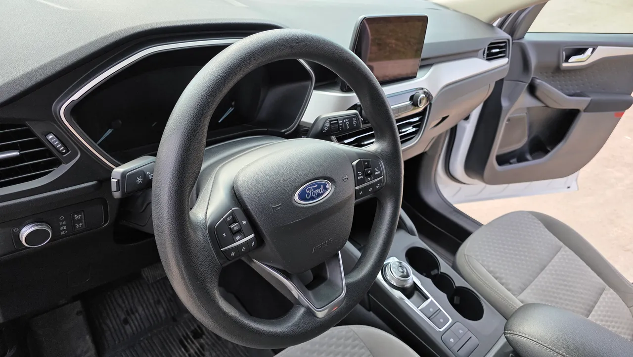 Ford Escape - фото 10