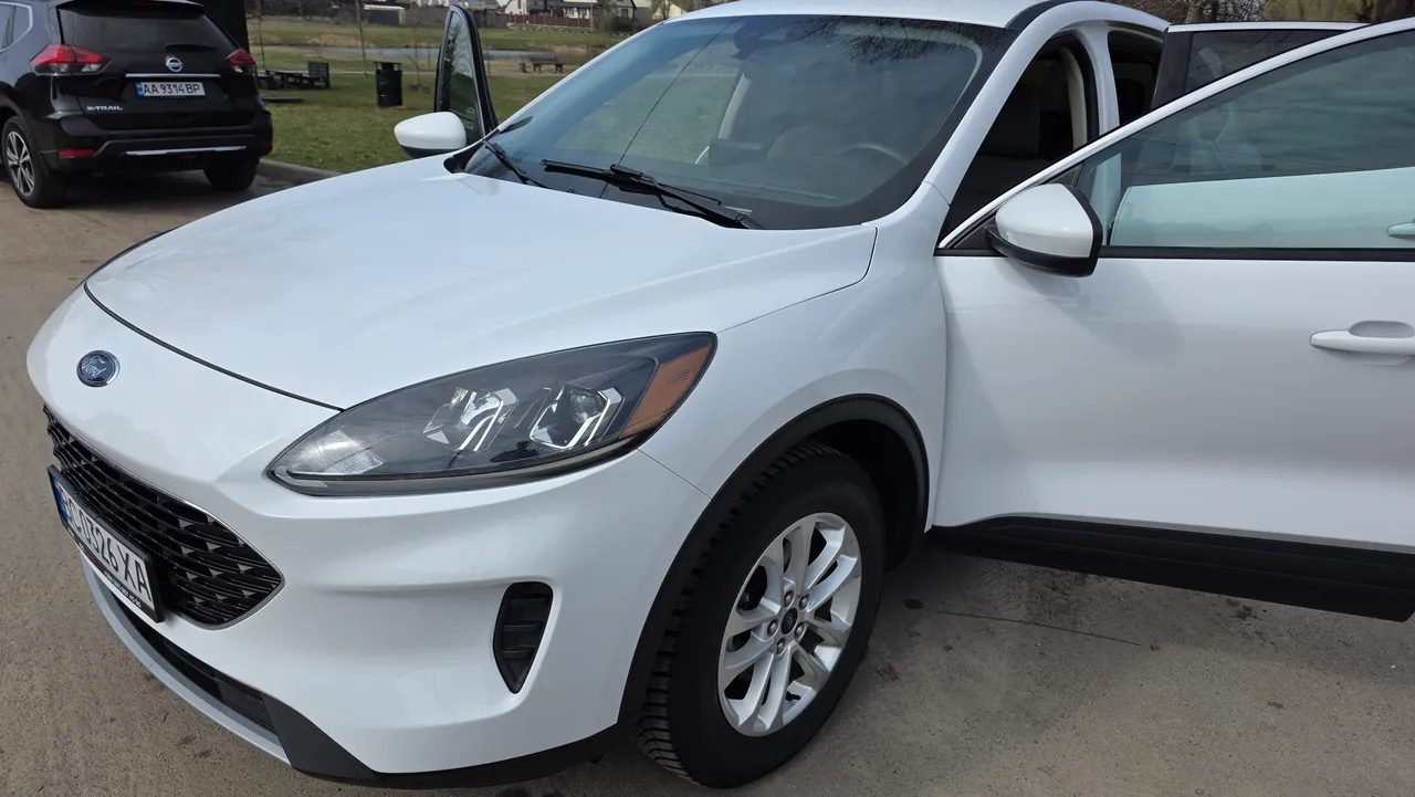 Ford Escape - фото 20