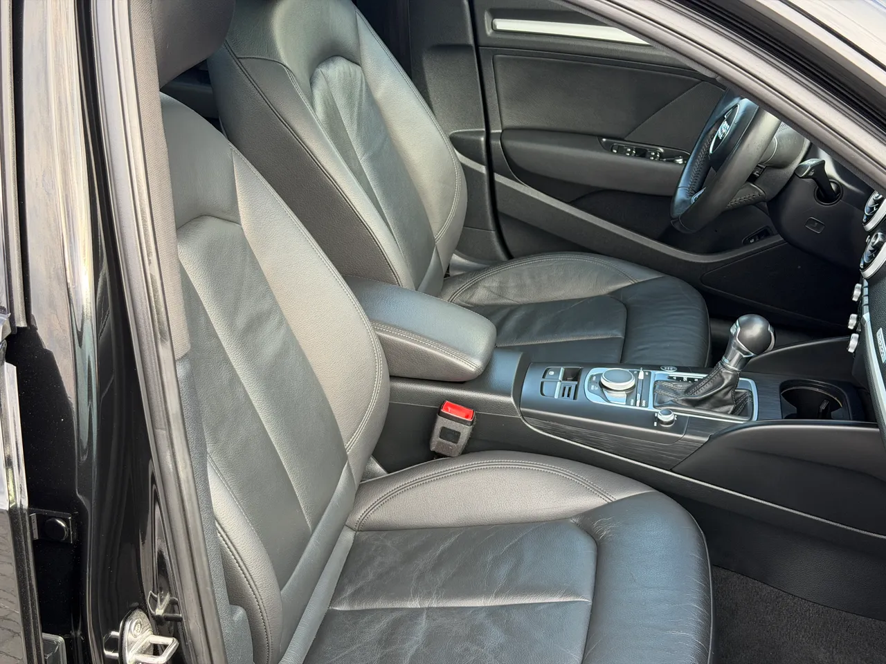 Audi A3 - фото 10