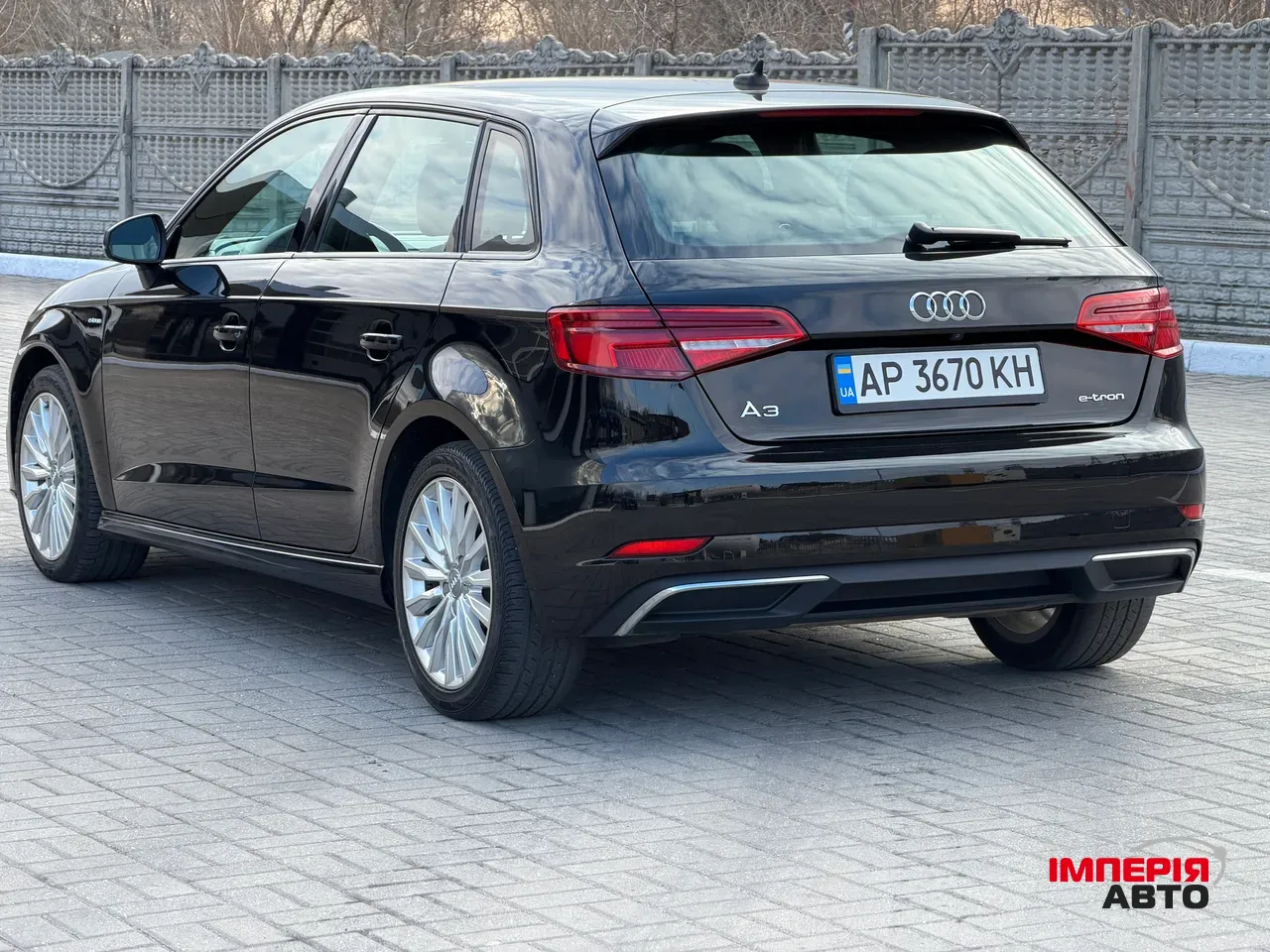 Audi A3 - фото 6