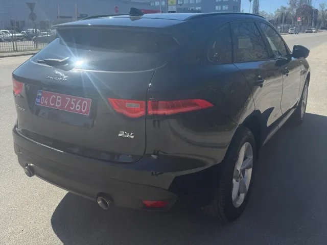 Jaguar F-Pace - фото 1
