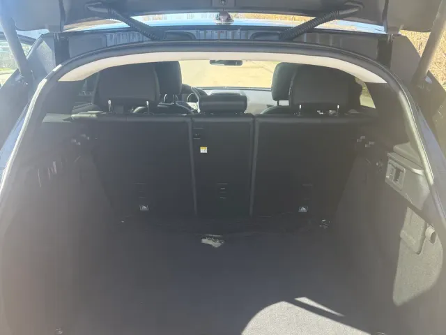 Jaguar F-Pace - фото 5