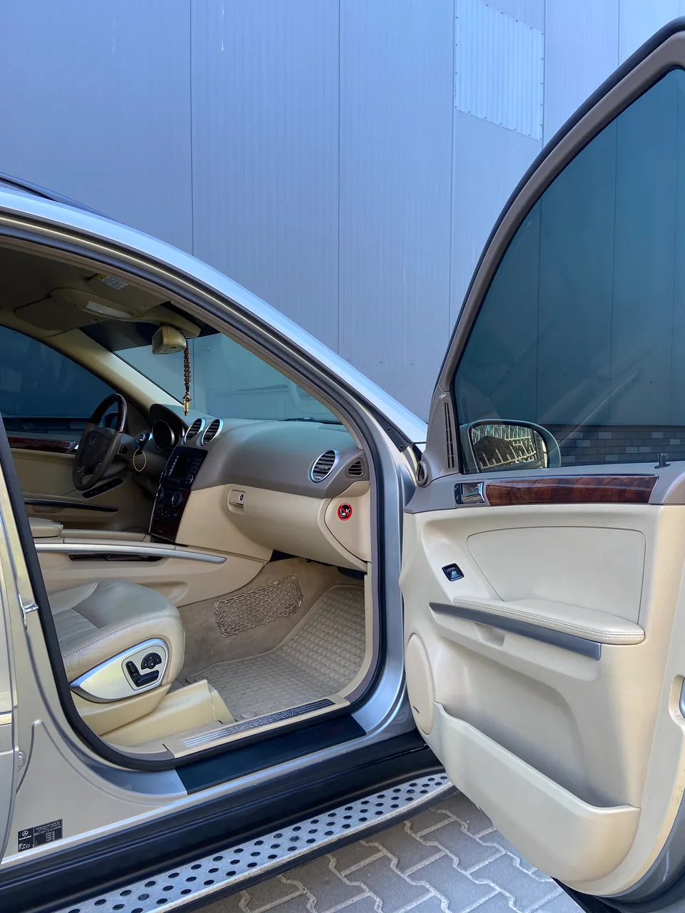 Mercedes-Benz M-Класс - фото 14