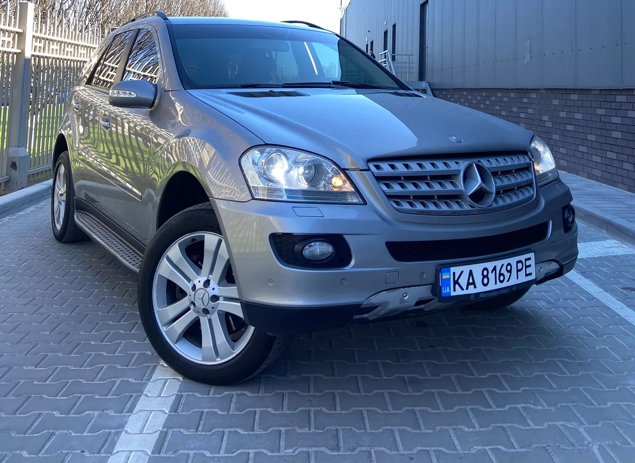 Mercedes-Benz M-Класс - фото 1