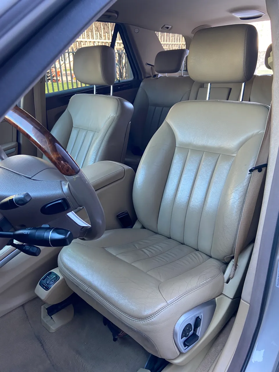 Mercedes-Benz M-Класс - фото 19