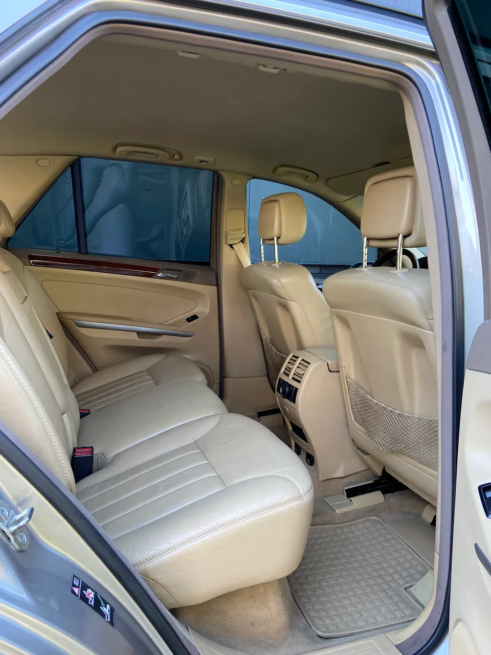 Mercedes-Benz M-Класс - фото 20