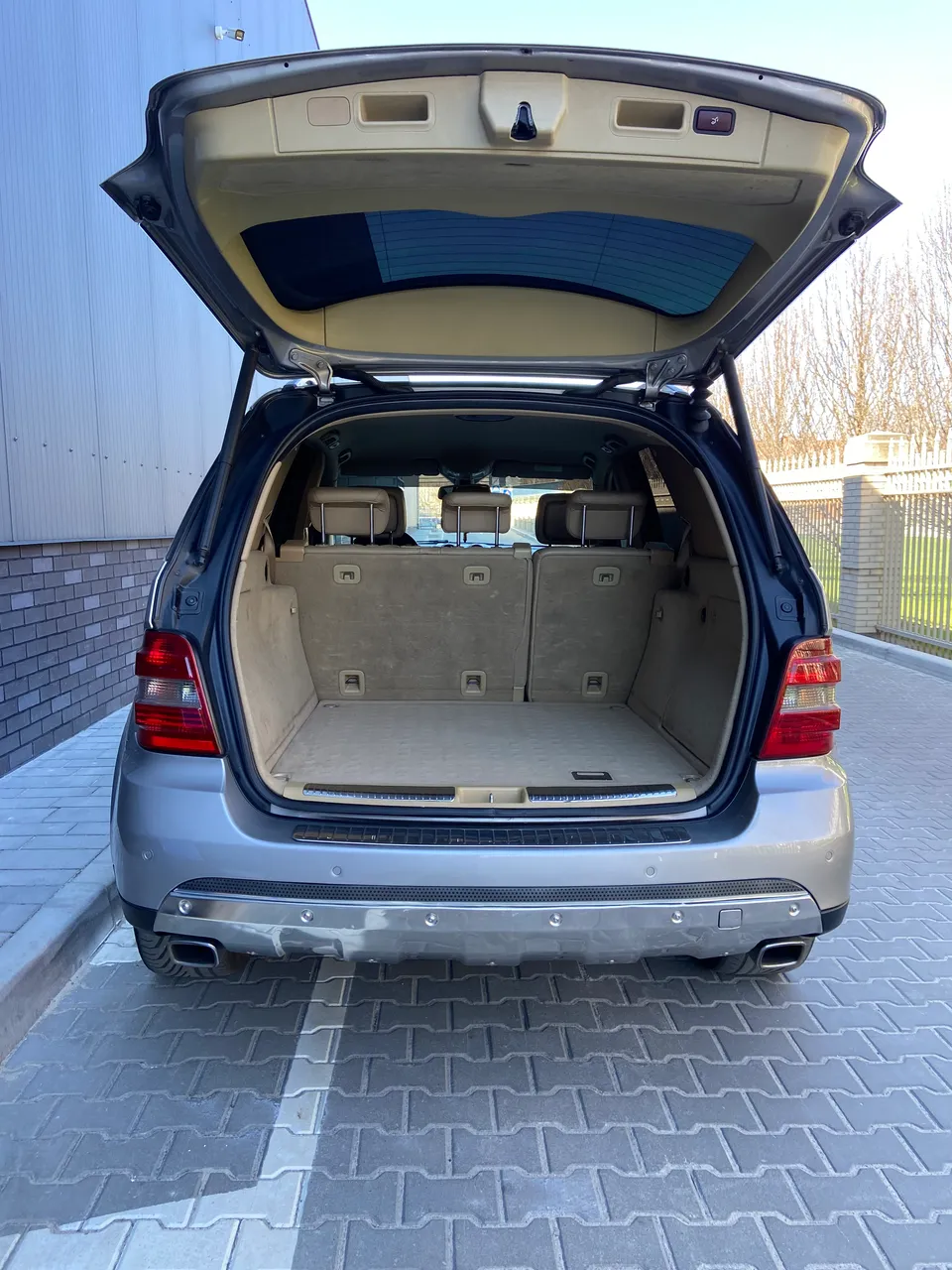 Mercedes-Benz M-Класс - фото 8