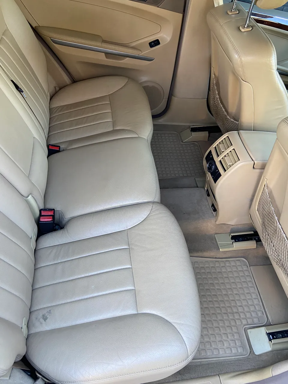 Mercedes-Benz M-Класс - фото 25